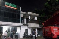 Kantor Redaksi Harian PAKAR Bogor Dibakar OTK - JPNN.com Jabar