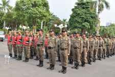 750 Personel Satpol PP Surabaya Disiagakan Saat Malam Tahun Baru - JPNN.com Jatim