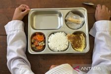 Respons Istana Kepresidenan Soal Tak Adanya Susu di Menu Makan Bergizi Gratis Perdana di Bogor - JPNN.com Jabar