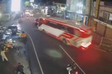 Bus Pariwisata dari Bali Kecelakaan Rem Blong di Kota Batu, 4 Orang Tewas - JPNN.com Jatim