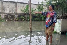 Desa Waru Sidoarjo Tergenang Banjir Setinggi 30 Centimeter - JPNN.com Jatim