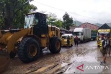 Forkopimcam Simpenan Sukabumi Normalisasi Jalan Geopark Ciletuh Pascatertimbun Longsor - JPNN.com Jabar