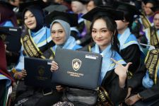 Wisuda ke-79 UPGRIS: Lulusan Tembus Kancah Internasional - JPNN.com Jateng