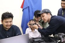 Disdukcapil Depok Jemput Bola Urus Dokumen Kependudukan untuk Lansia hingga Disabilitas - JPNN.com Jabar