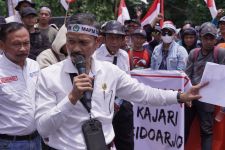 Ribuan Orang di Sidoarjo Demo Tuntut Keadilan Status Kepemilikan Lahan di Tambak Oso - JPNN.com