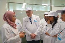 Kolaborasi Percepatan Penanganan Pandemi, Bio Farma Terima Kunjungan CEO CEPI - JPNN.com Jabar