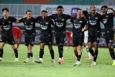 Dewa United Taklukkan Persebaya 2-0, Geser Bajol Ijo di Klasemen Liga 1 - JPNN.com Jatim