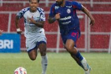 Arema FC Nyaris Menang, PSIS Semarang Samakan Kedudukan di Menit Akhir - JPNN.com Jatim