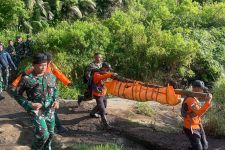 Tragis! Pendaki Remaja Terjatuh ke Jurang di Gunung Slamet, Ditemukan dalam Kondisi Meninggal - JPNN.com Jateng