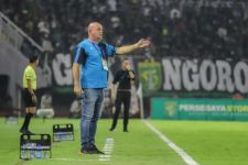 Persebaya Bantai Persib 4-1, Bojan Hodak Salah Taktik - JPNN.com Jatim