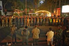 Satpol PP Karawang Tingkatkan Patroli Cegah Tawuran dan Perang Sarung Selama Ramadan - JPNN.com Jabar