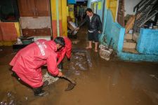 Ratusan Rumah di Gang Apandi Braga Bandung Terendam Banjir - JPNN.com Jabar