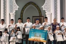 Ramadan 2025, Bank Mandiri Berikan Kebahagiaan untuk Ribuan Anak Yatim di Jabar - JPNN.com Jabar