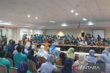 THR Hanya Cair 30 Persen, RSUP Dr. Sardjito Didemo Ratusan Karyawannya - JPNN.com Jogja