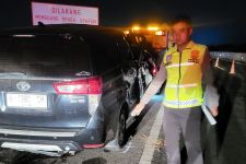 Detik-Detik Innova Gus Alam Tabrakan Maut di Tol Pemalang - JPNN.com Jateng