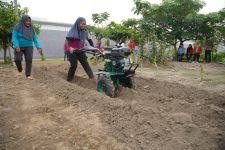 SIER Salurkan CSR ke Rutan Perempuan, Bantu Warga Binaan Mandiri - JPNN.com Jatim