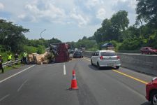 Tabrakan Beruntun di Tol Semarang ABC, 1 Orang Masuk Rumah Sakit  - JPNN.com Jateng