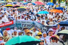 Lelah Hidup di Tengah Ancaman Banjir, Warga Bogor dan Bekasi: Kami Tidak Mau Tenggelam Lagi! - JPNN.com Jabar