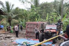 Polisi Ungkap Daftar Nama 11 Korban Tewas dalam Kecelakaan Maut di Purworejo - JPNN.com Jateng