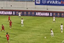 Dalberto Cetak Hattrick, Arema FC Bungkam Arema All Stars 7-0 di Stadion Kanjuruhan - JPNN.com Jatim