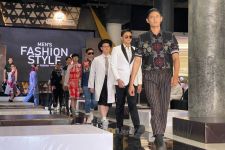 UMKM Surabaya Naik Kelas Bersanding dengan Desainer Ternama di Men’s Fashion Style - JPNN.com Jatim