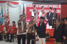 Pasangan Pertama yang Mendaftar ke KPU Jateng, Andika-Hendi Optimistis Menang - JPNN.com Jateng