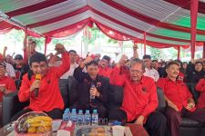 PDI Perjuangan: Kami Pasukan Semut Siap Melawan Para Gajah! - JPNN.com Jabar