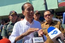 Jokowi Setujui Pengunduran Diri Risma dari Jabatan Mensos untuk Maju Pilgub Jatim - JPNN.com Jatim