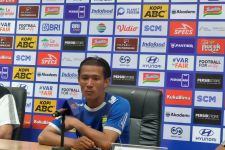 Persib Bandung Pulangkan Persebaya Tanpa Poin, Bojan Hodak Puas - JPNN.com Jabar