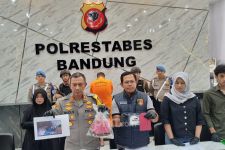 Perkenalkan Ini Pria Paling Bejat se-Kota Bandung, Nekat Masturbasi saat Antre di Kasir Toko - JPNN.com Jabar