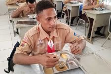 Program Makan Bergizi Gratis Bantu Pelajar Papua di Semarang, Ceritakan Perbedaan Hidup - JPNN.com Jateng