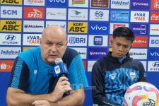 Kalah dari Dewa United, Pelatih Persib: Mereka Punya Gelandang Terbaik di Liga 1 - JPNN.com Jabar