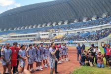 Kapten Persib Janjikan Back to Back Juara Liga 1 di Hadapan Ribuan Bobotoh - JPNN.com Jabar