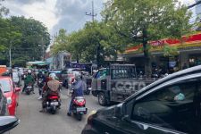 Demo Tolak UU TNI di Surabaya Tutup Jalan, Pengendara Harap Hindari Kawasan Berikut - JPNN.com Jatim