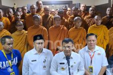 Bhikkhu Thudong Tiba di Jateng, Disambut Gubernur Luthfi, Siap Kawal Rangkaian Waisak - JPNN.com Jateng