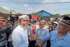 Datang ke Kampung Baru Harjamukti Depok, Dedi Mulyadi Sapa Warga Perantau - JPNN.com Jabar