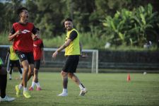 Jonathan Bustos Sudah Latihan Bersama PSS Sleman, Sedikit Letih, tetapi Bersemangat - JPNN.com Jogja