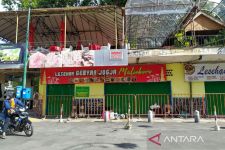 Sah, Pedagang di Jalan Perwakilan Tak Boleh Lagi Jualan, Kios Sudah Disegel - JPNN.com Jogja