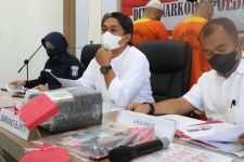 Polisi Berpakaian Preman Bergerak, KH Tersungkur, 2 Rekannya Pilih Kabur - JPNN.com Kaltim