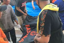 Malam-malam, Baharuddin Terjatuh dari Jembatan, Jasadnya Ditemukan di Perut Buaya, Ngeri! - JPNN.com Kaltim