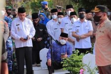 Kenang Imdaad Hamid, Gubernur Isran Noor: Saya Berhutang Budi Besar Kepada Beliau - JPNN.com Kaltim