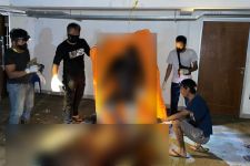 Polisi Temukan Mayat Tergantung di GOR Beladiri Kudungga, Kondisinya Sudah Membusuk - JPNN.com Kaltim