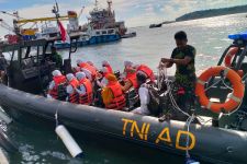 Kapal Kelotok Pembawa 28 Pelajar Karam di Perairan Kariangau, Begini Kondisinya - JPNN.com Kaltim