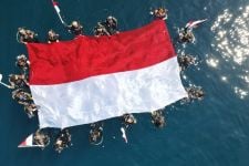Kompol Ramadhanil Ungkap Misi Pengibaran Bendera Merah Putih di Bawah Laut Berau - JPNN.com Kaltim