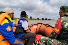 Mohon Doanya, Taufik  Fahroji yang Hilang di Sungai Mahakam Belum Ditemukan - JPNN.com Kaltim