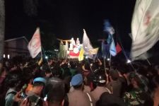 Petinggi Polri dan TNI Turun Tangan, Demo di Gedung DPRD Kaltim Berakhir Tanpa Bentrokan - JPNN.com Kaltim