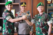 Kolonel Ari Stefanus Tekankan Pentingnya Memperkuat Hubungan TNI dan Polri - JPNN.com Kaltim