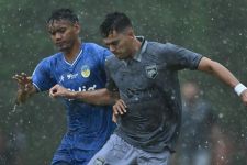  Laga Uji Coba Borneo FC vs PSIM Dihentikan Akibat Cuaca Buruk, Mungkinkah Diulang? - JPNN.com Kaltim