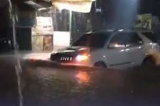 Banjir Kembali Rendam Sejumlah Kawasan di Samarinda, Berikut Daftar Lokasinya - JPNN.com Kaltim