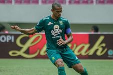 Eks Bek Persebaya Surabaya Leo Lelis Resmi Berseragam Borneo FC - JPNN.com Kaltim